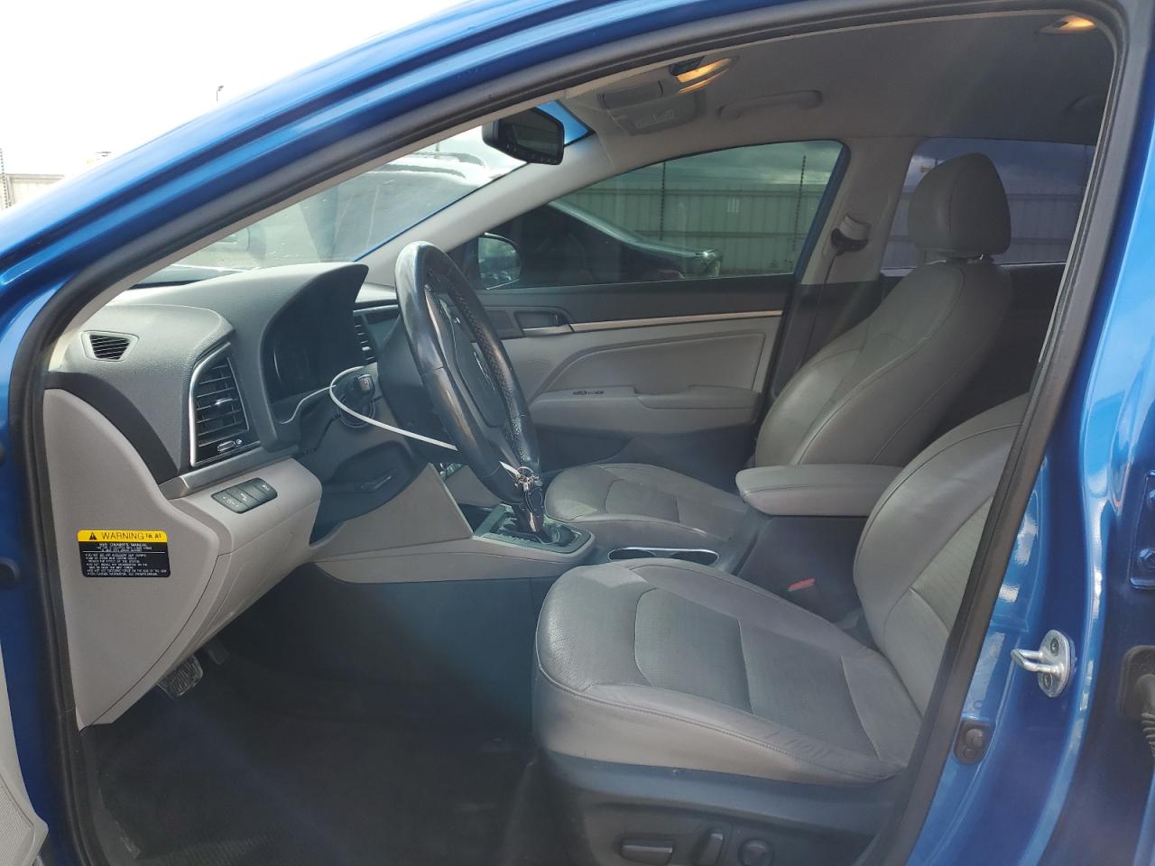 Hyundai ELANTRA Se Image 9
