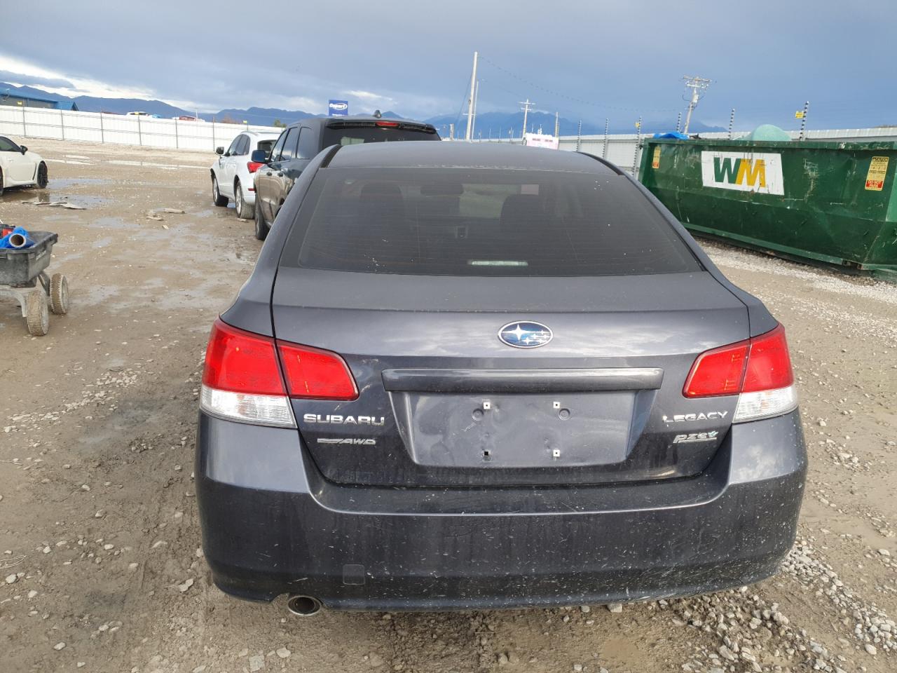 Subaru Legacy 2.5i Premium Image 2