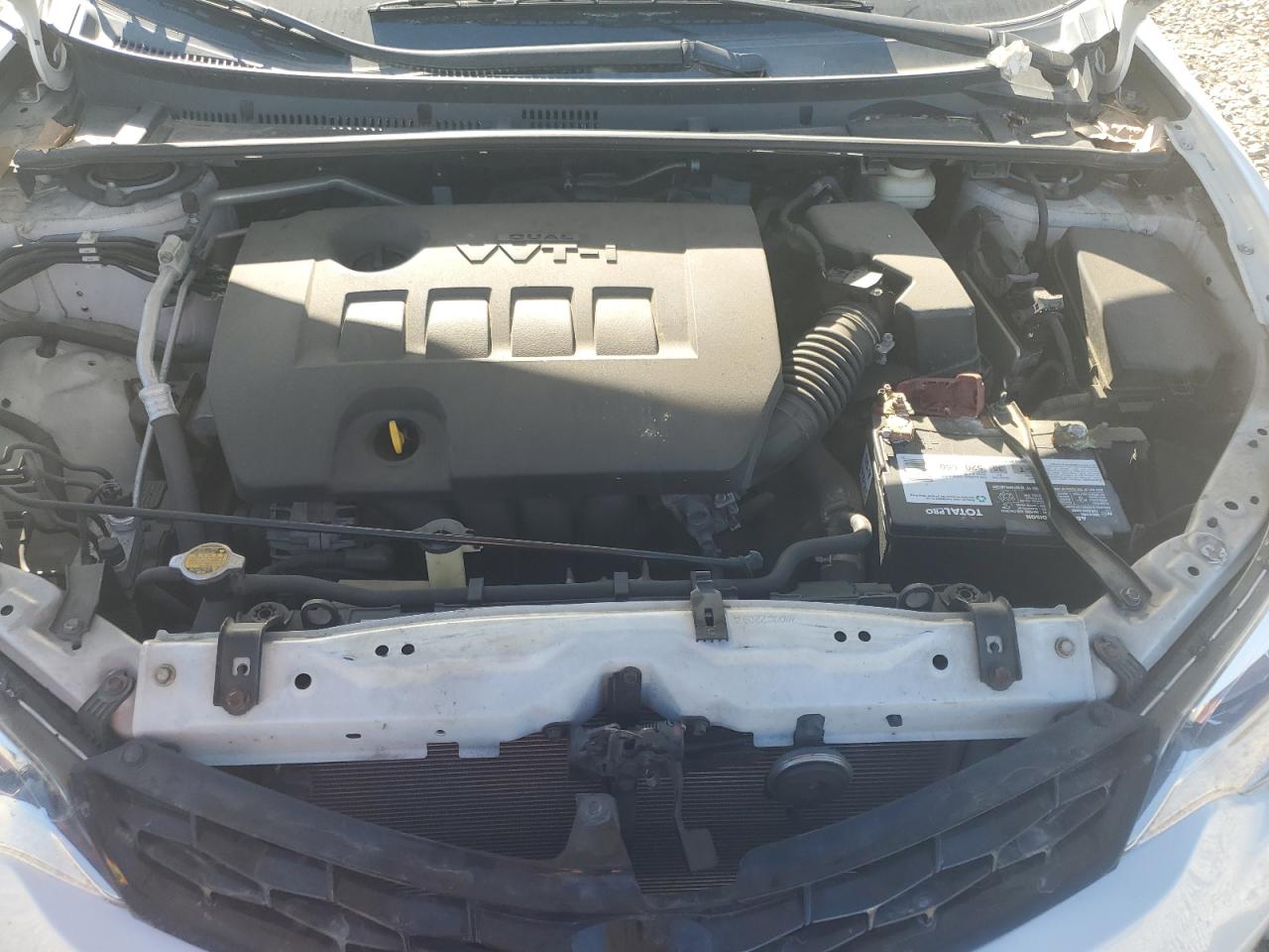 Toyota Corolla L Image 11