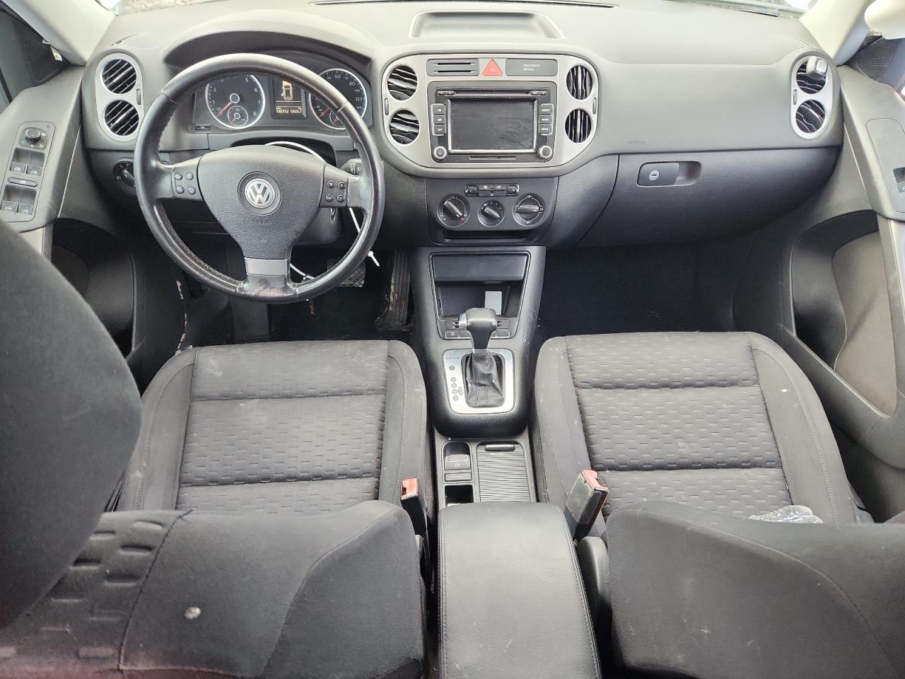 Volkswagen Tiguan Se Image 8