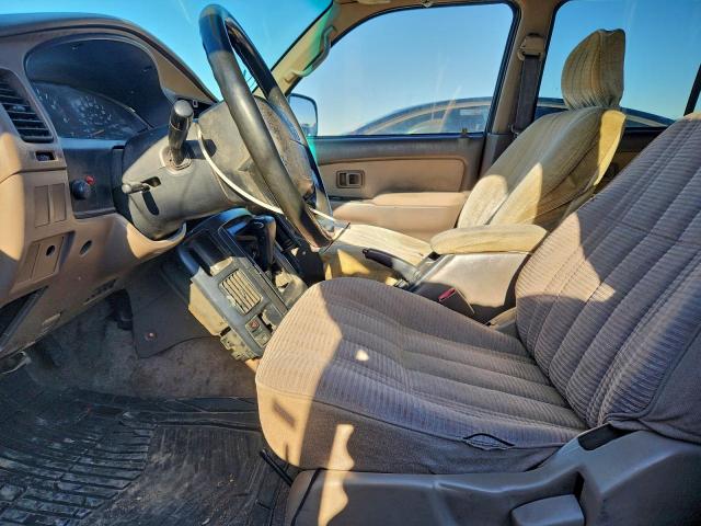 Toyota 4Runner Sr5 Image 9