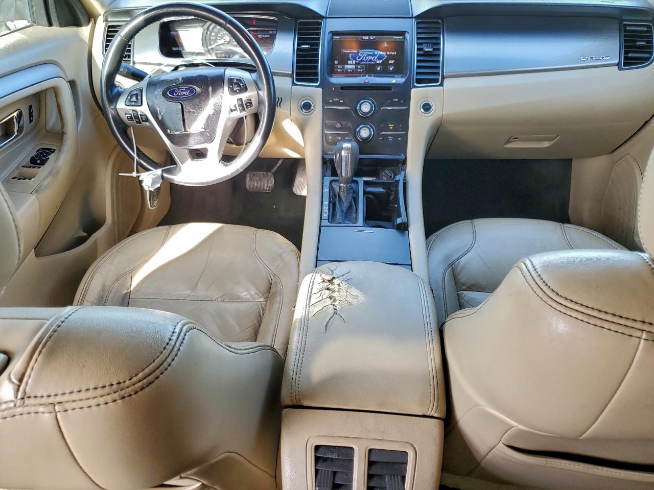 Ford Taurus Sel Image 6