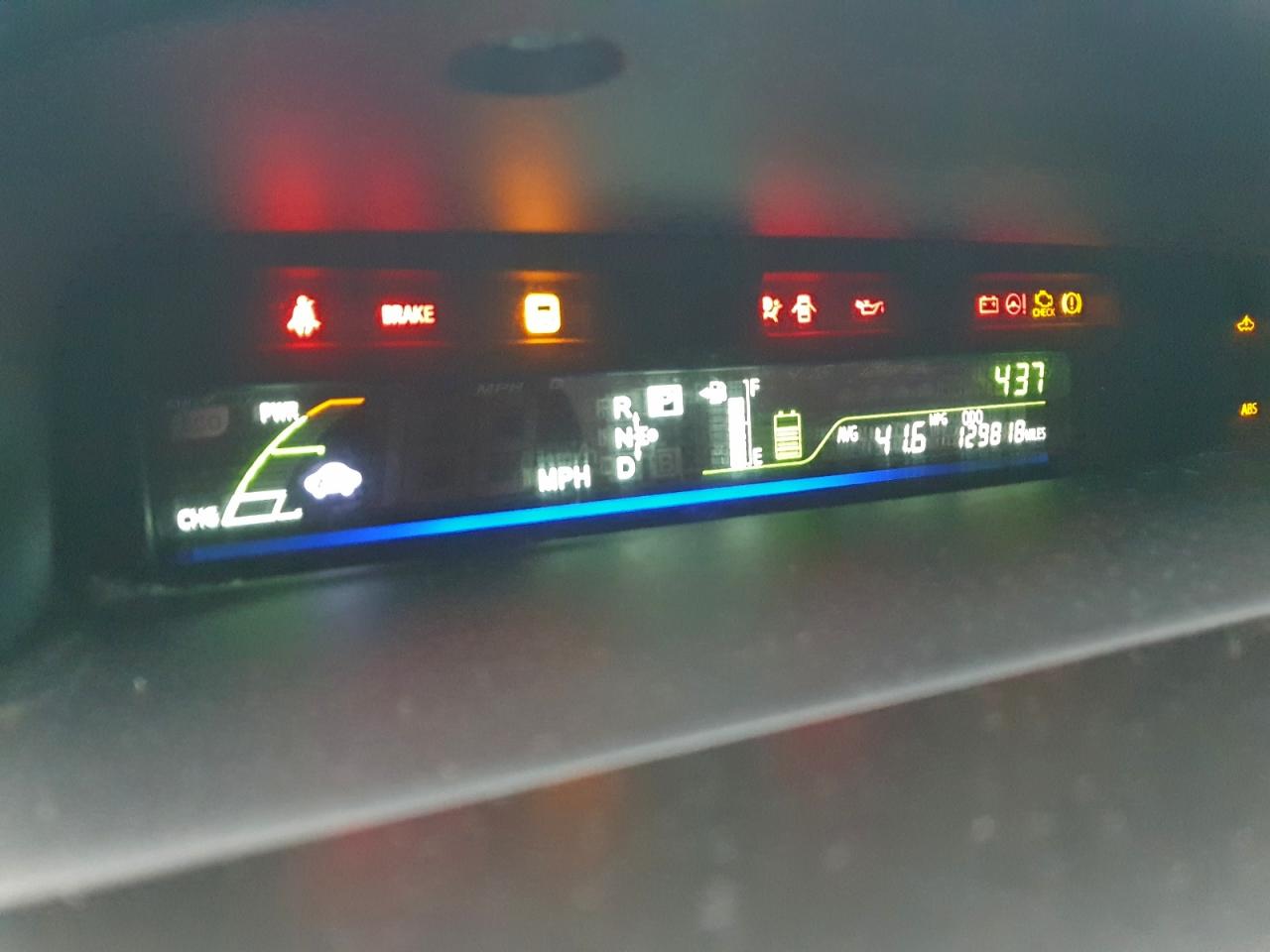 Toyota Prius Image 6