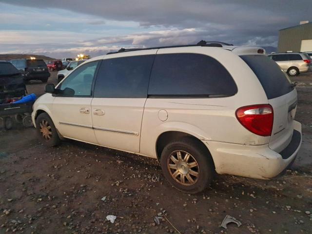 Chrysler Minivan Touring Image 3