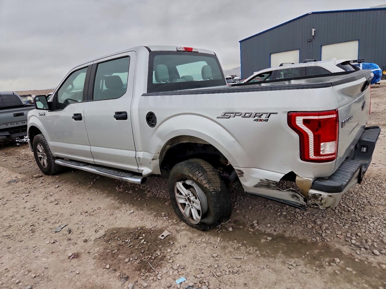 Ford F-150 Supercrew Image 2
