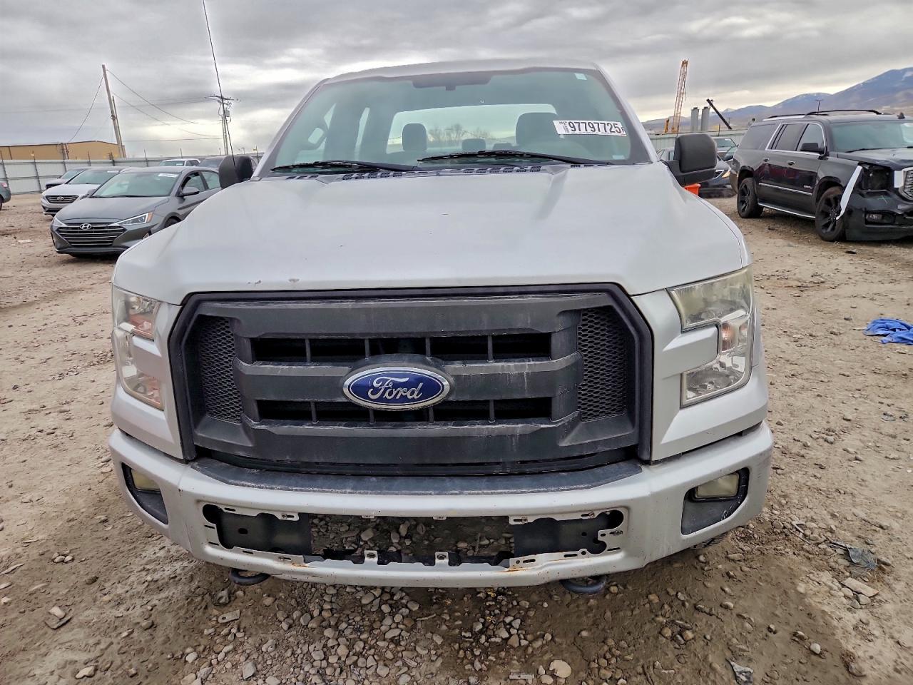 Ford F-150 Supercrew Image 10