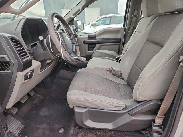 Ford F-150 Supercrew Image 8