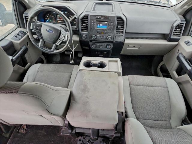 Ford F-150 Supercrew Image 6