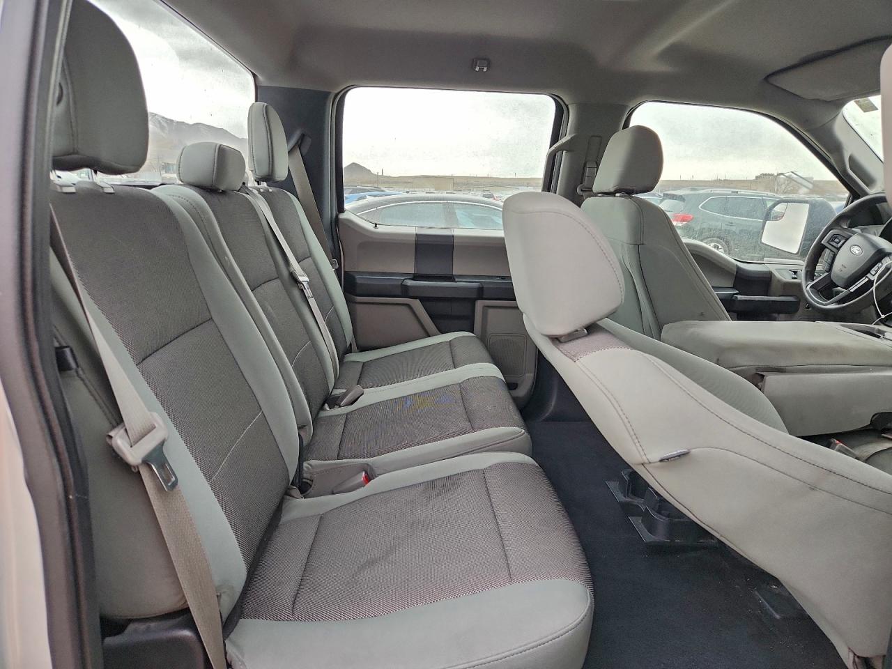 Ford F-150 Supercrew Image 3