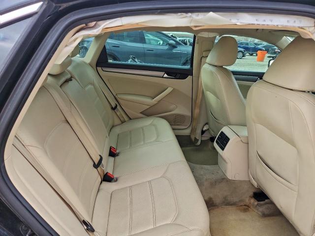 Volkswagen Passat Se Image 11