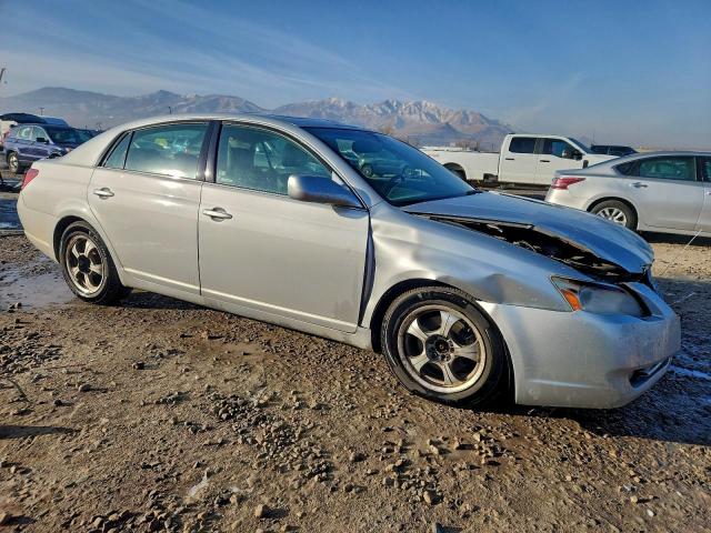 Toyota Avalon Xl Image 5