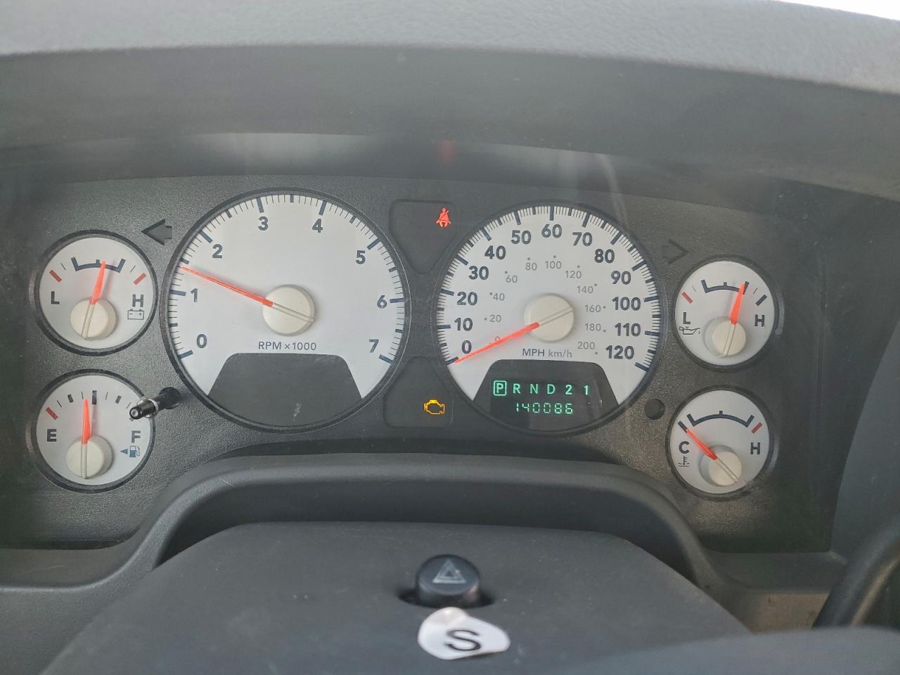 Dodge Ram 2500 Image 7