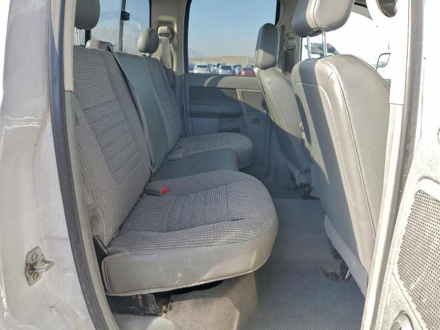 Dodge Ram 2500 Image 8