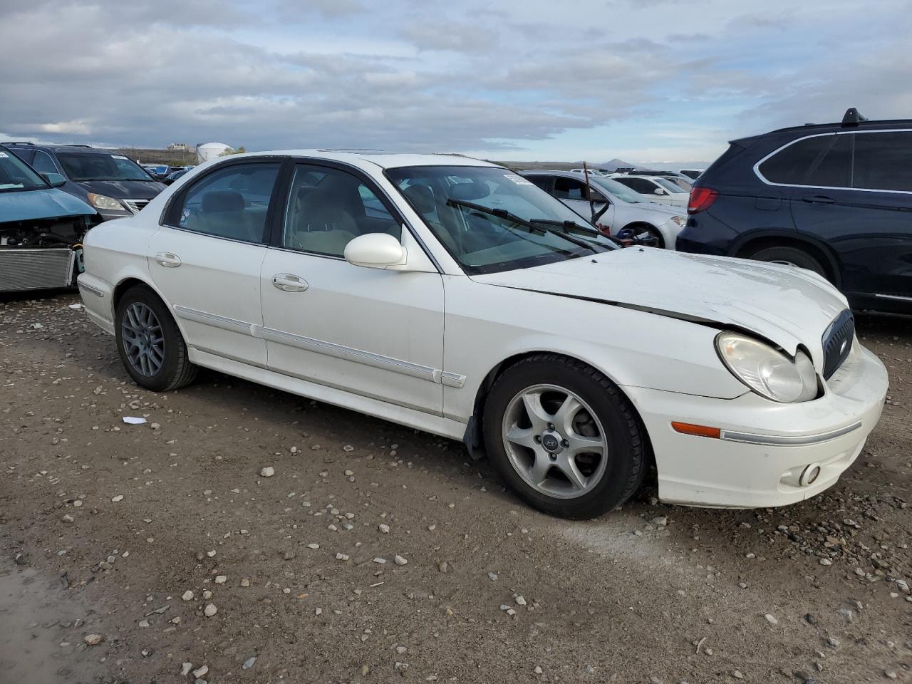 Hyundai SONATA Gls Image 4