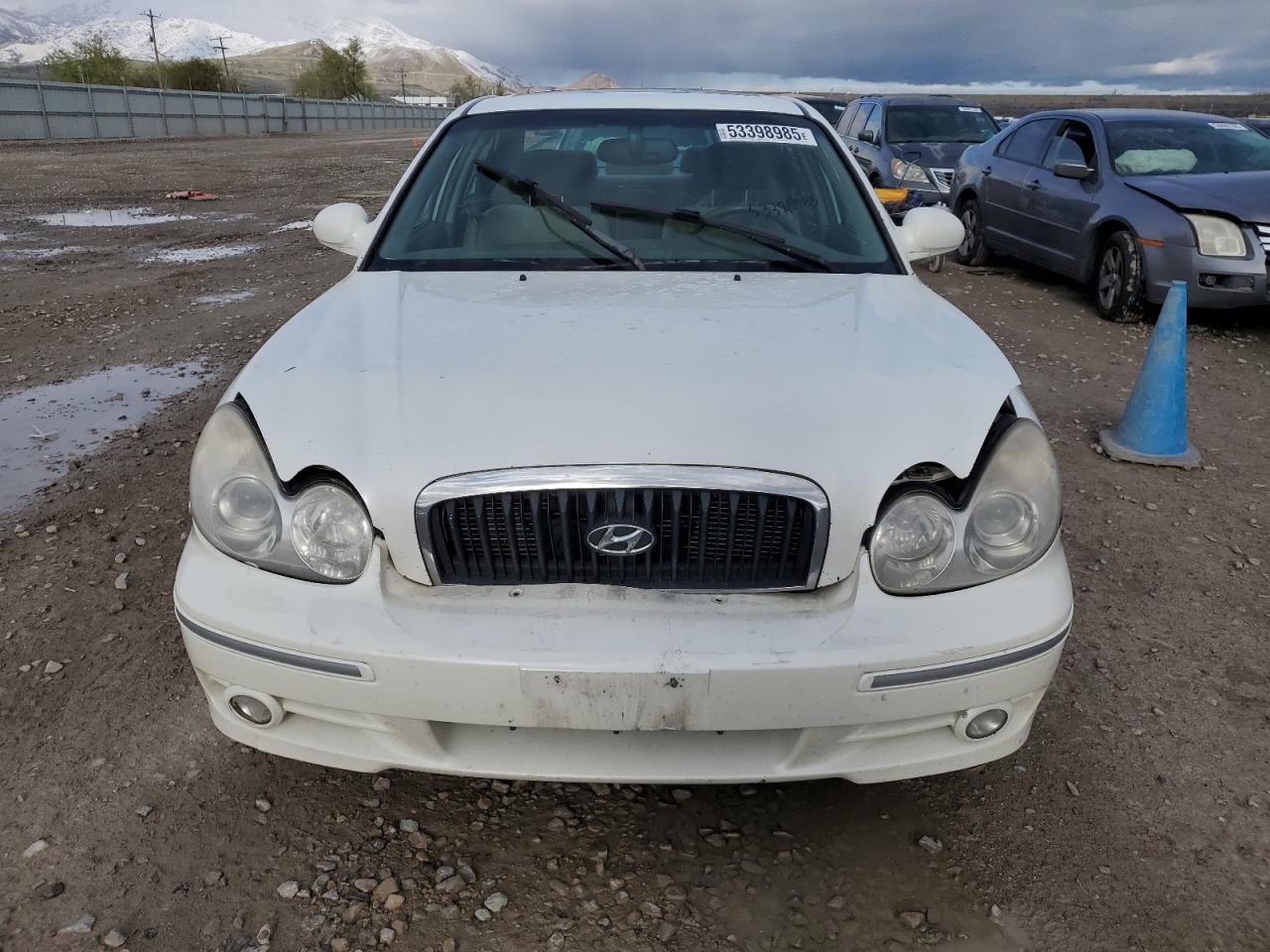 Hyundai SONATA Gls Image 8