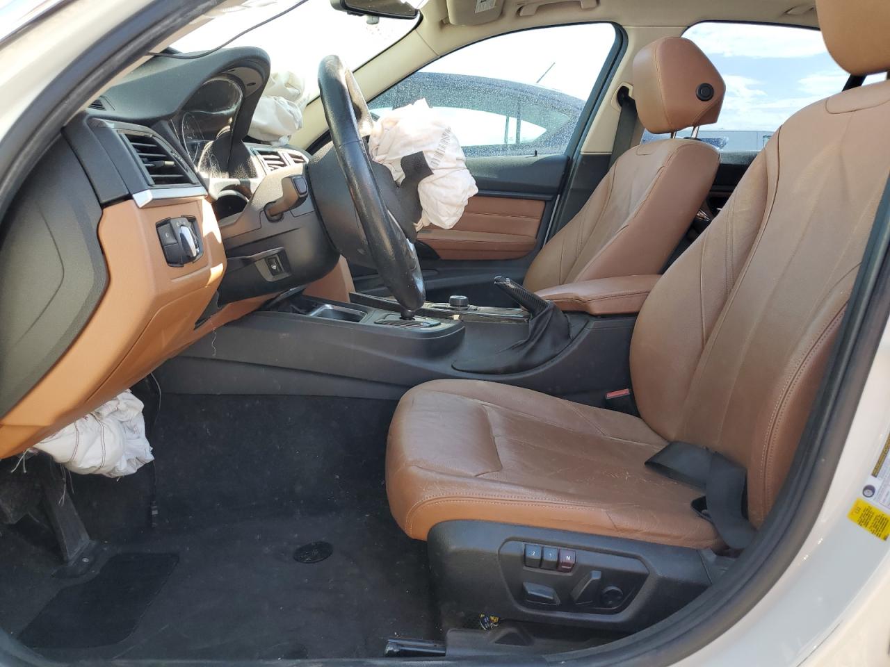 BMW 3 Series I Image 9