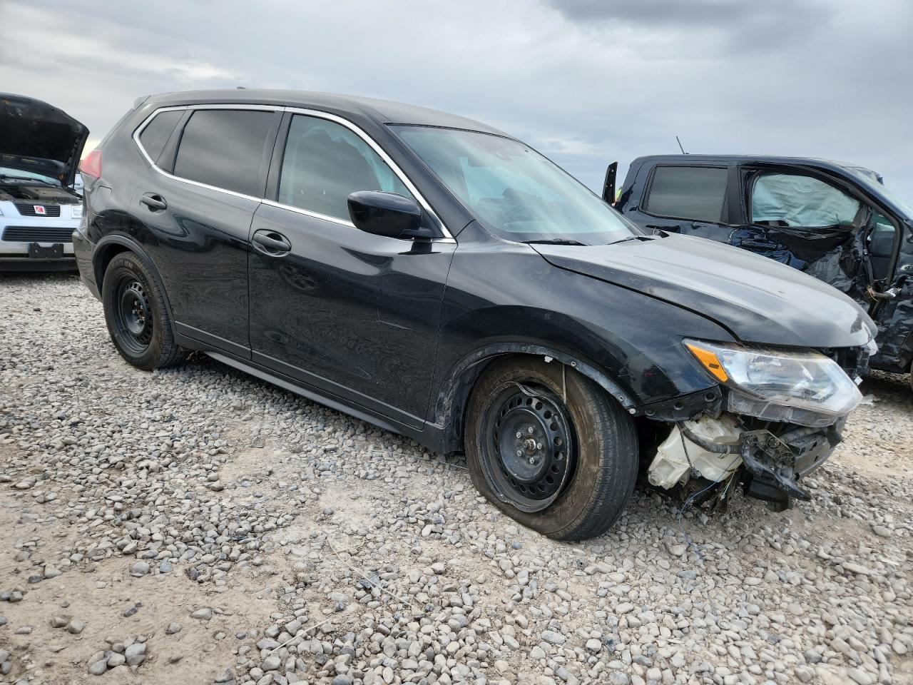 Nissan Rogue S Image 10