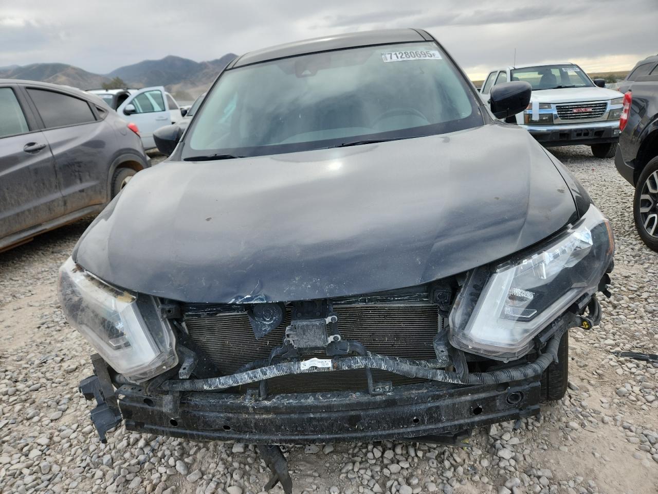 Nissan Rogue S Image 4