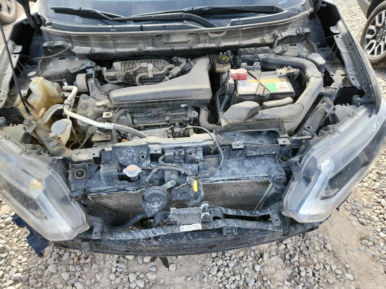 Nissan Rogue S Image 6