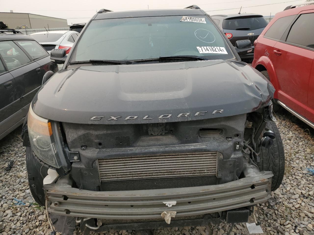 Ford Explorer Sport Image 6