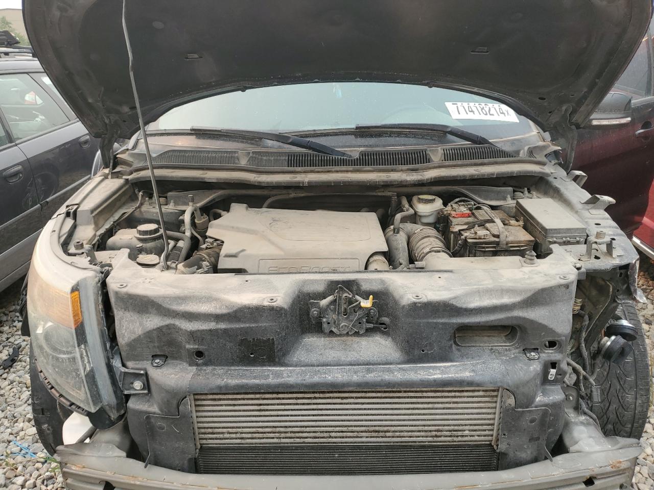 Ford Explorer Sport Image 10