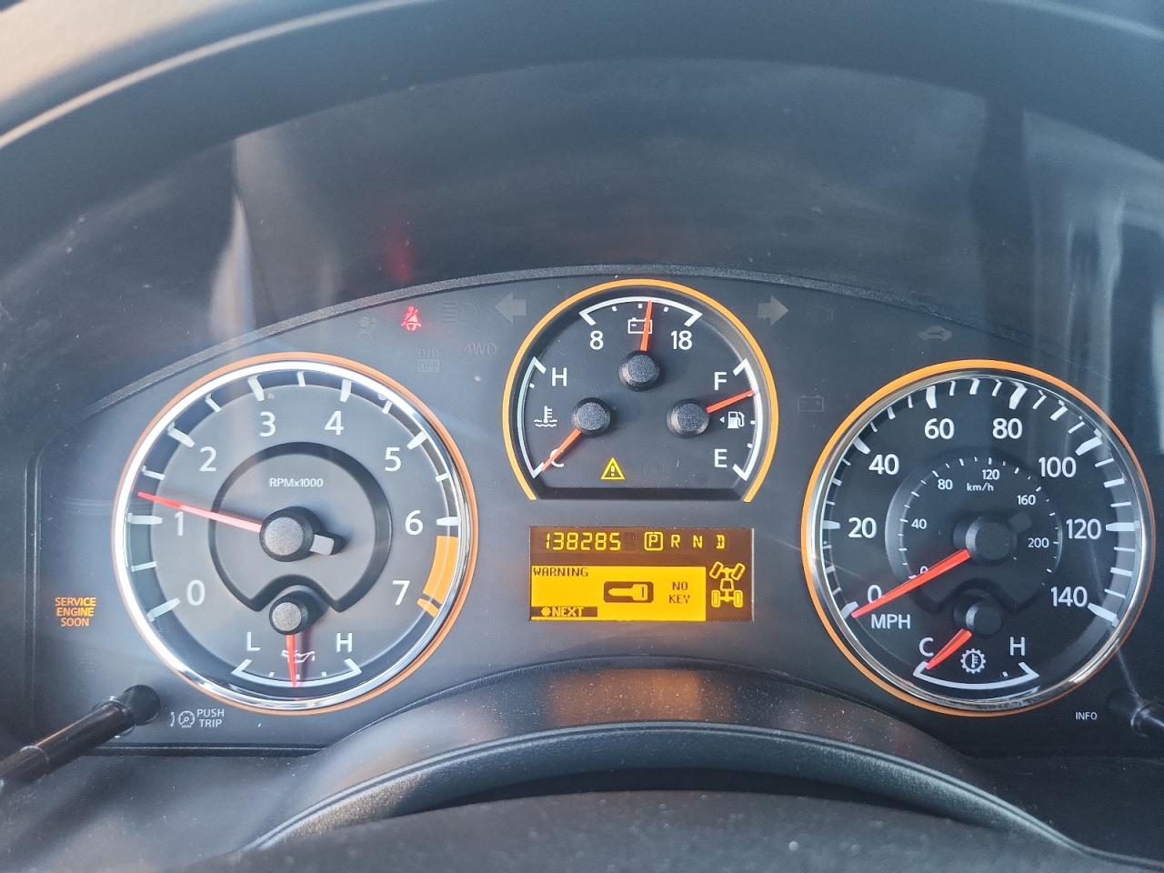 Nissan Armada Se Image 8