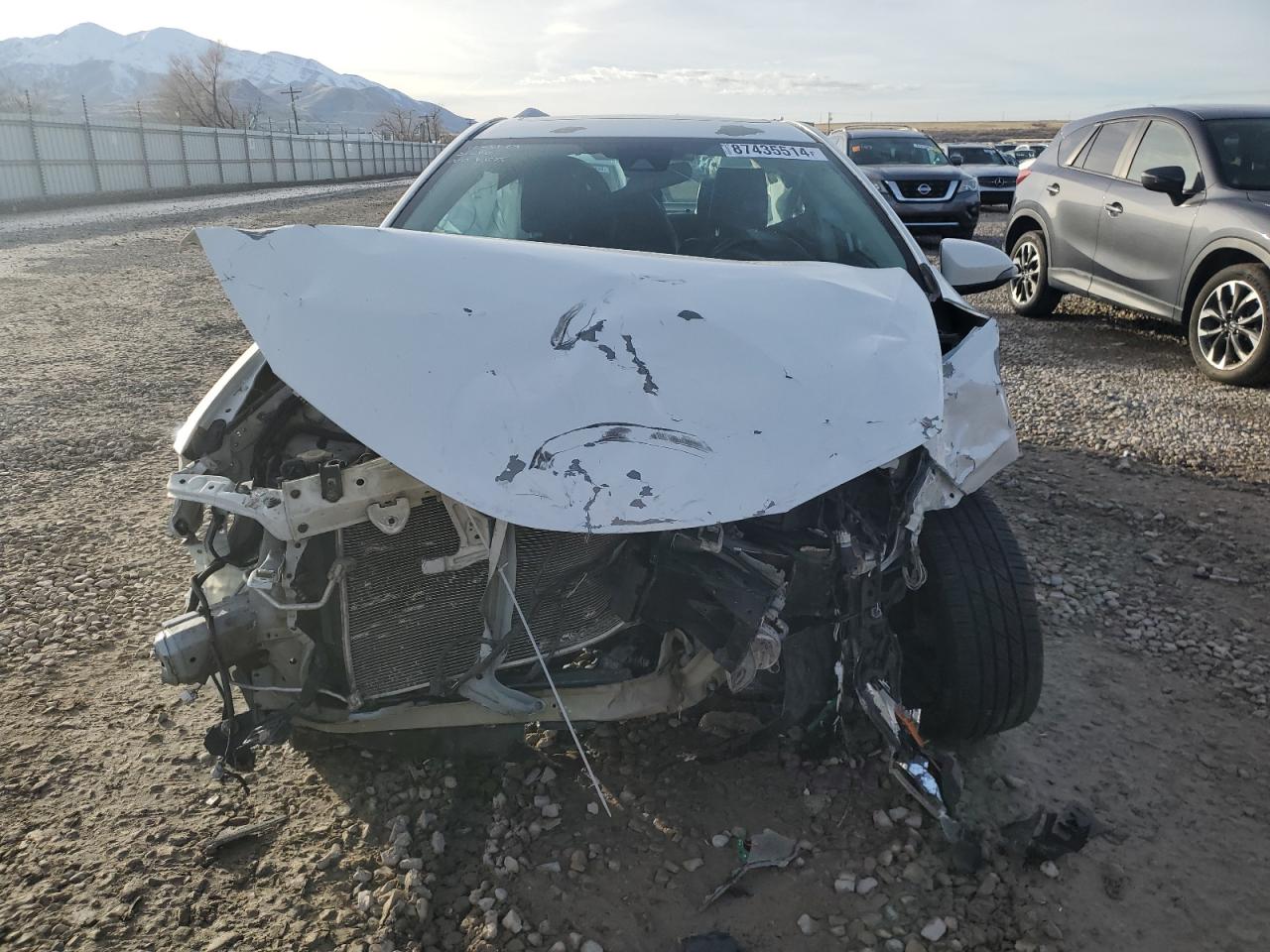 Toyota Corolla L Image 6