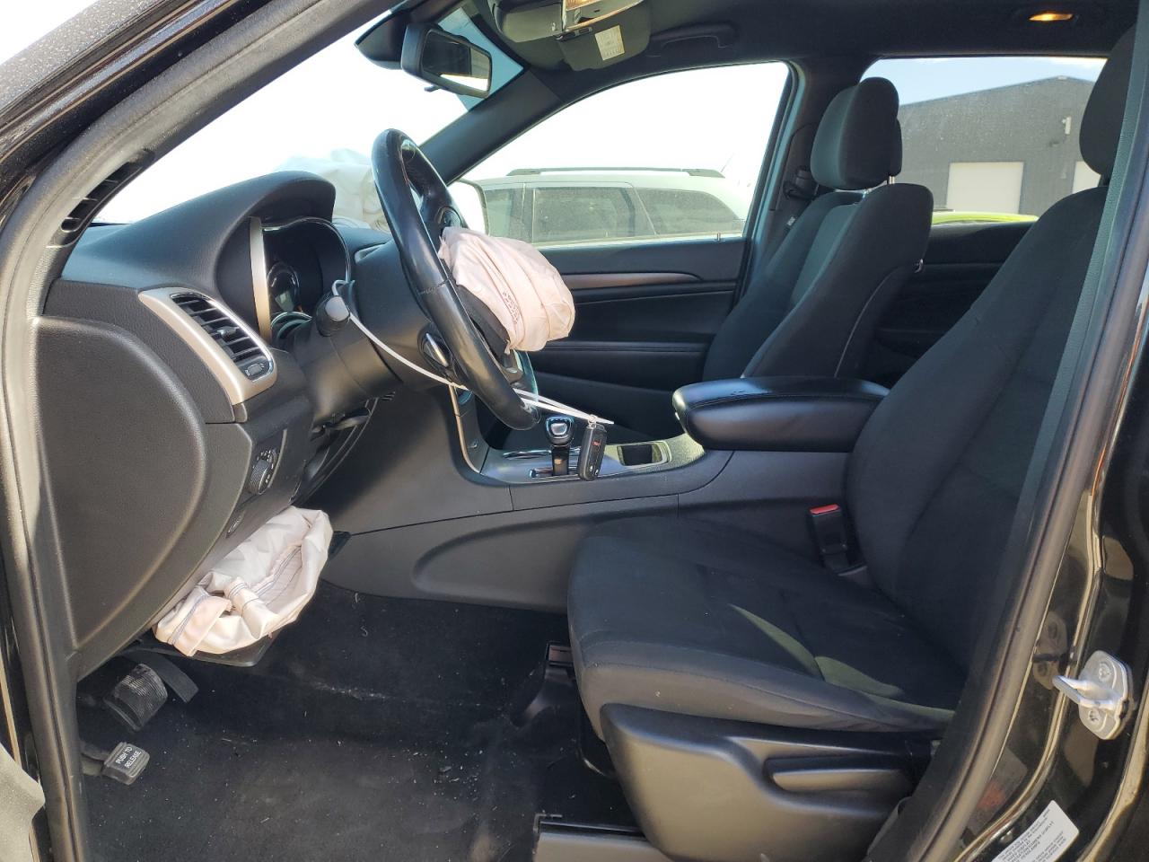 Jeep Grand Cherokee Laredo Image 9