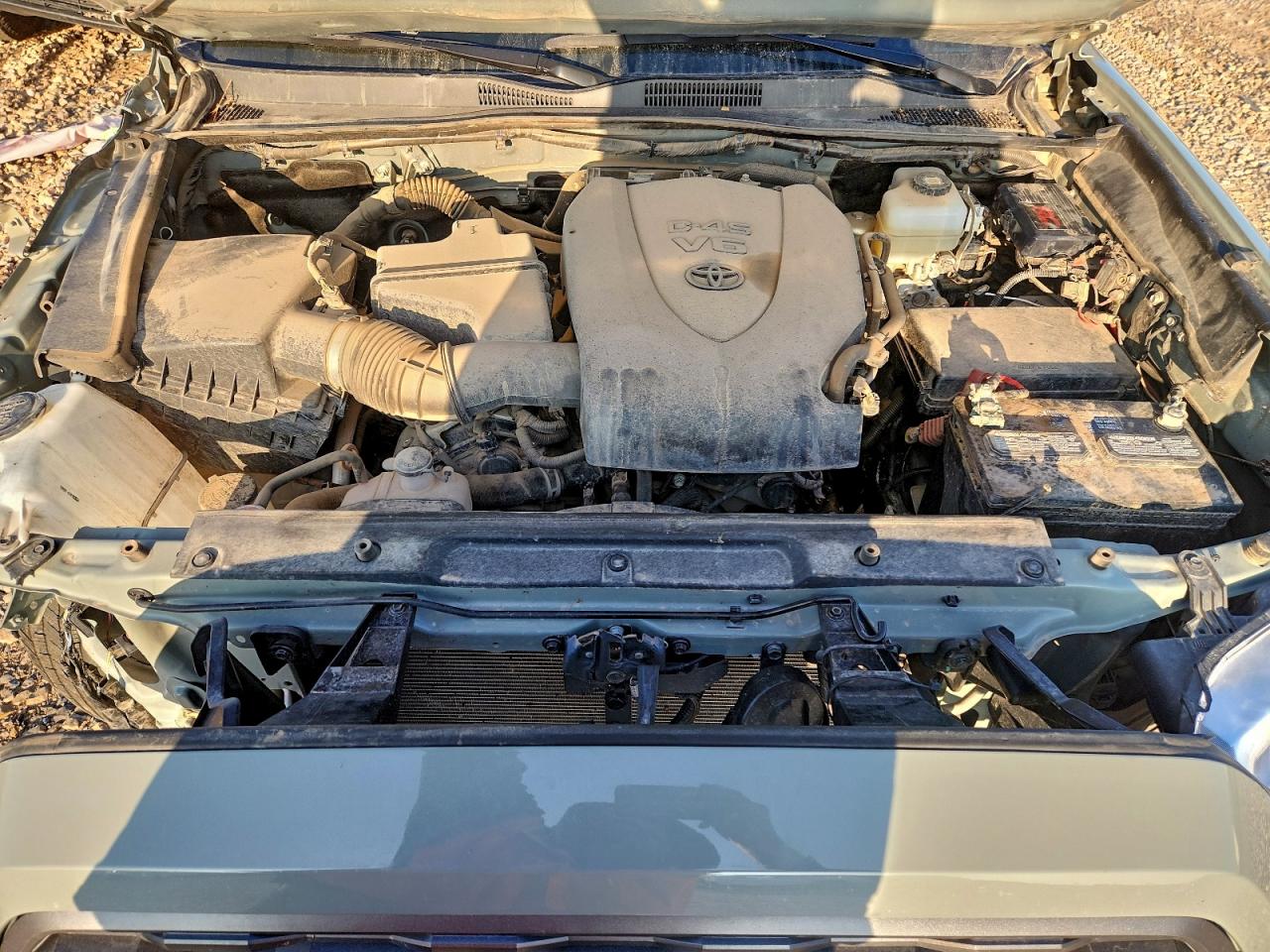 Toyota Tacoma Double Cab Image 9