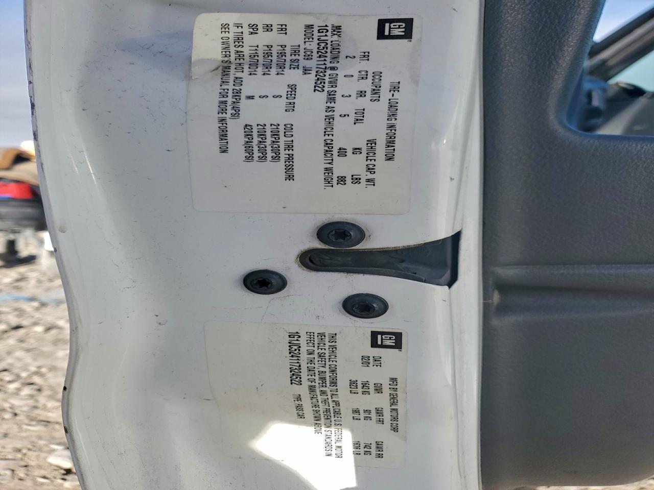 Chevrolet Cavalier Base Image 12