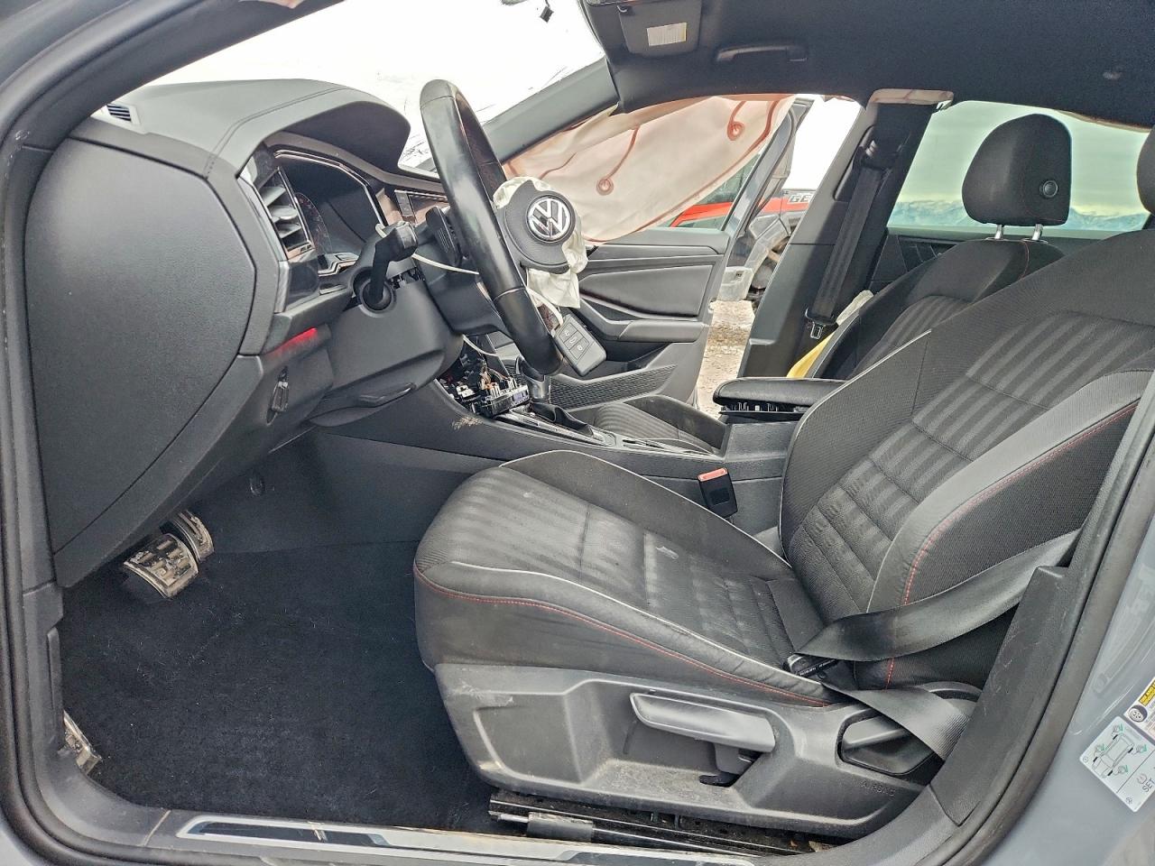 Volkswagen Jetta Gli Image 6