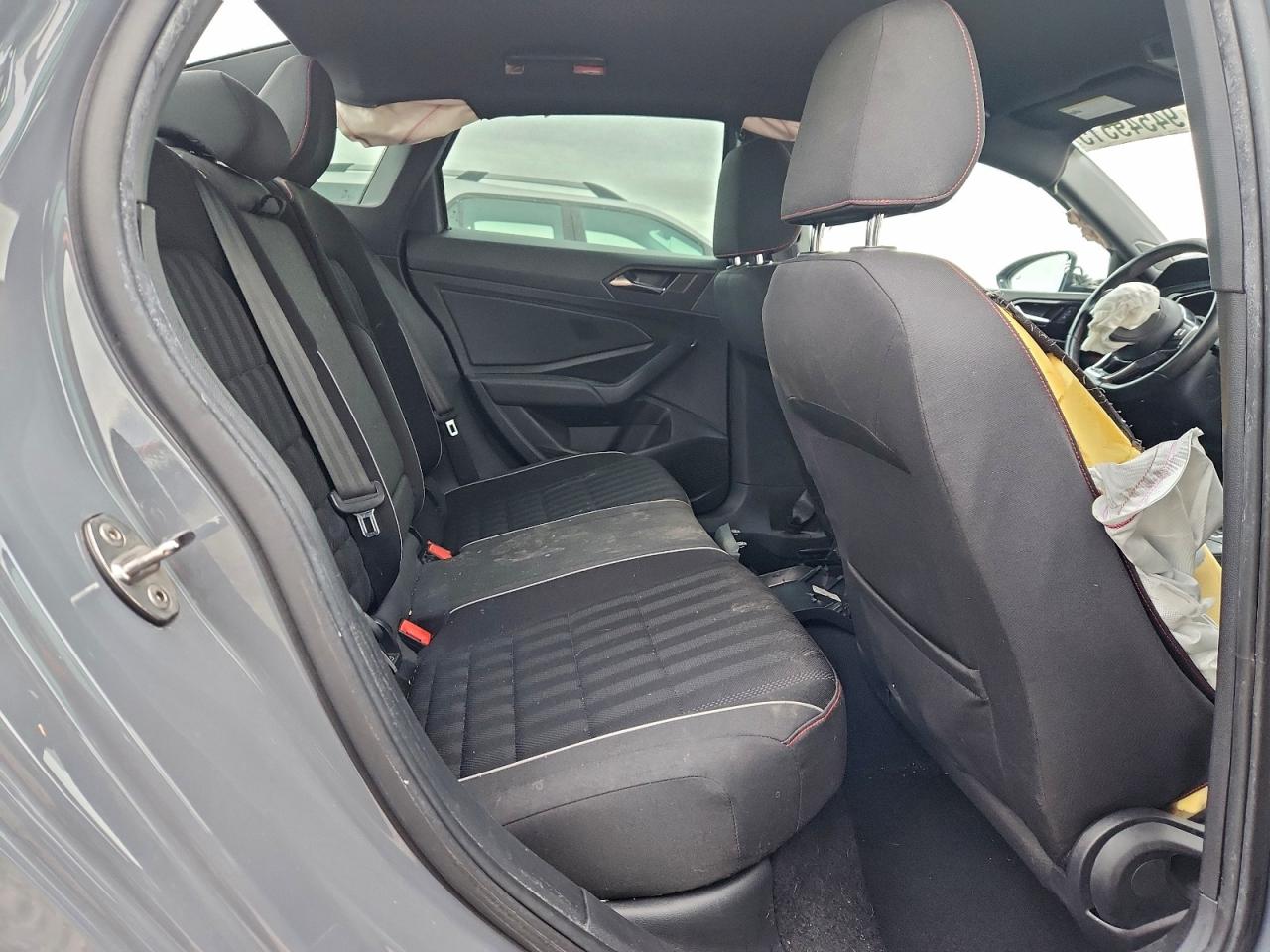 Volkswagen Jetta Gli Image 9