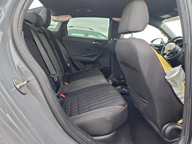 Volkswagen Jetta Gli Image 9