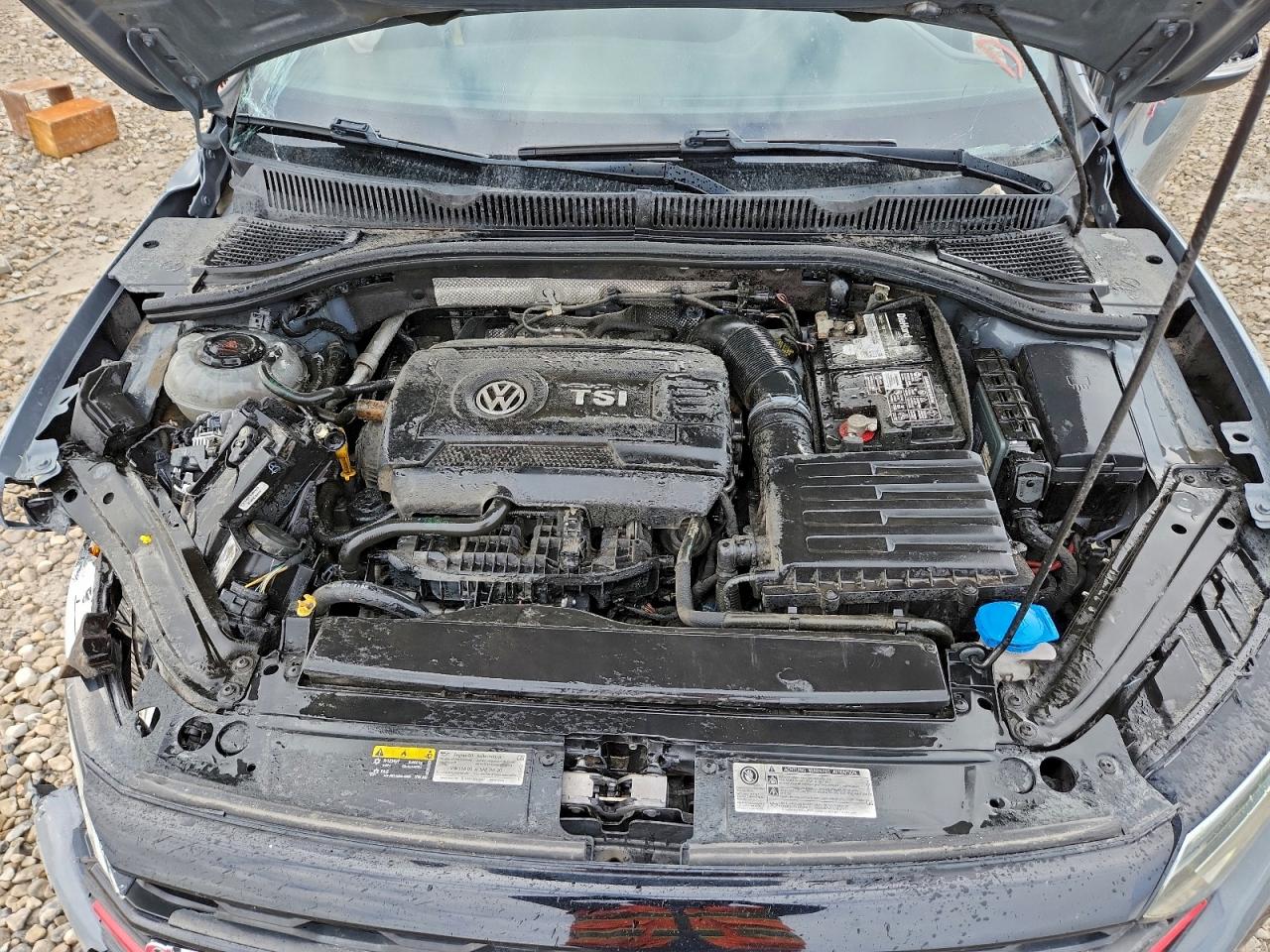 Volkswagen Jetta Gli Image 8