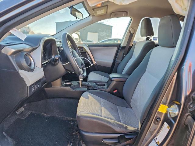 Toyota RAV4 Le Image 2