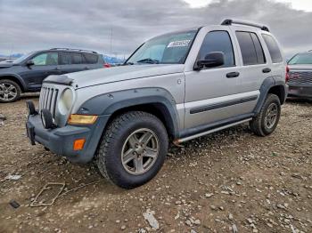  Salvage Jeep Liberty