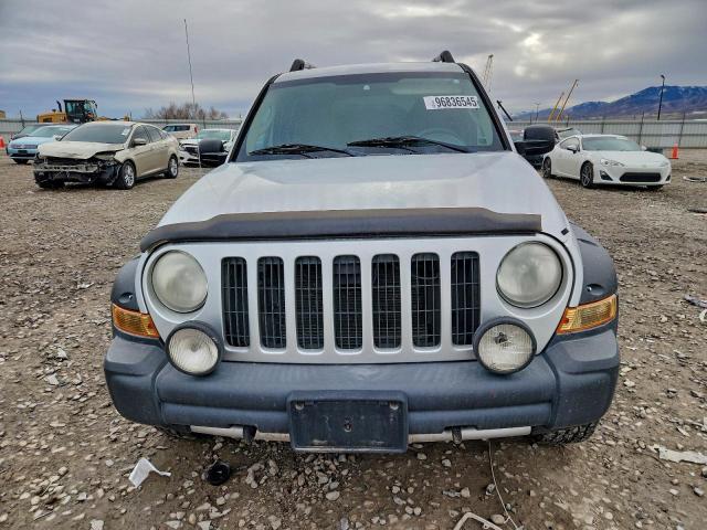 Jeep Liberty Renegade Image 5