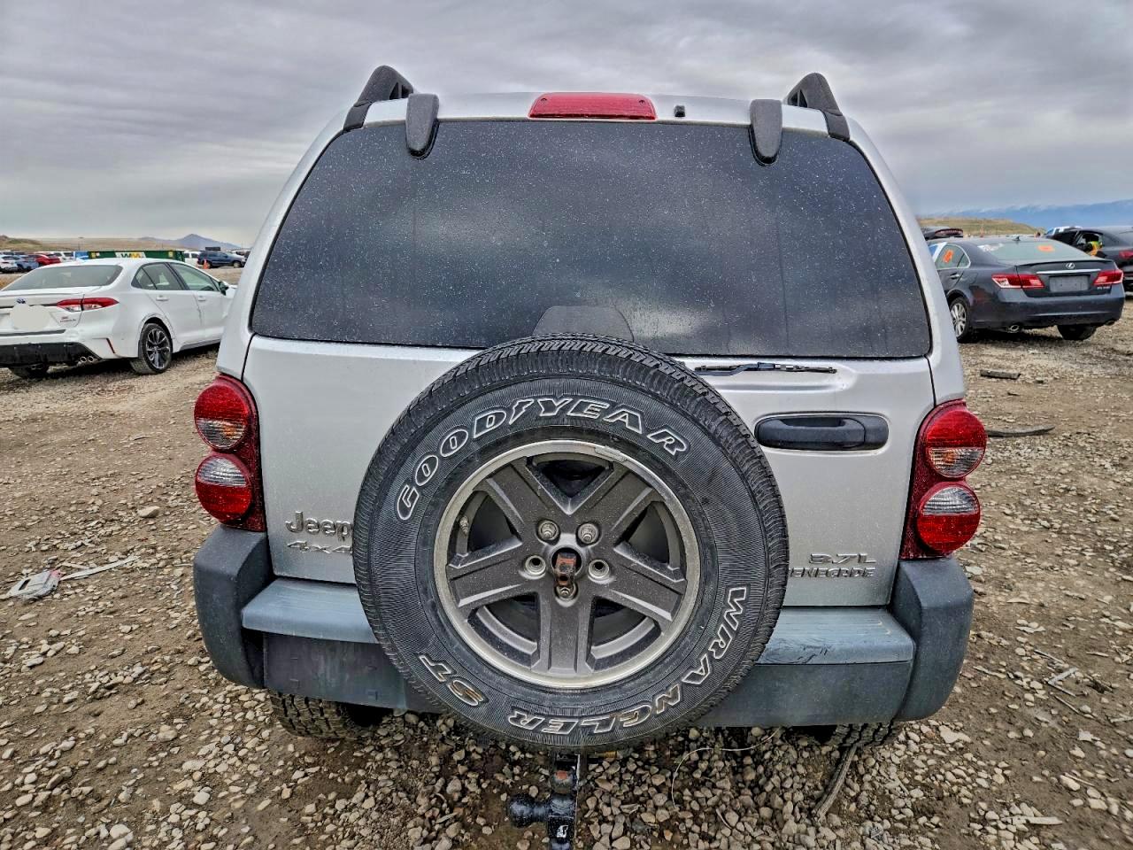 Jeep Liberty Renegade Image 12