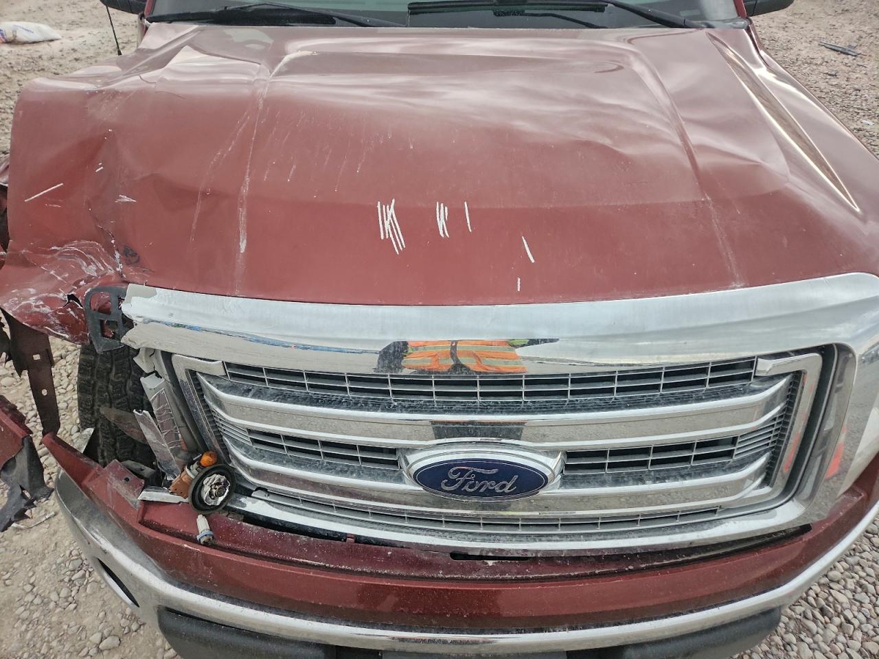 Ford F-150 Supercrew Image 6