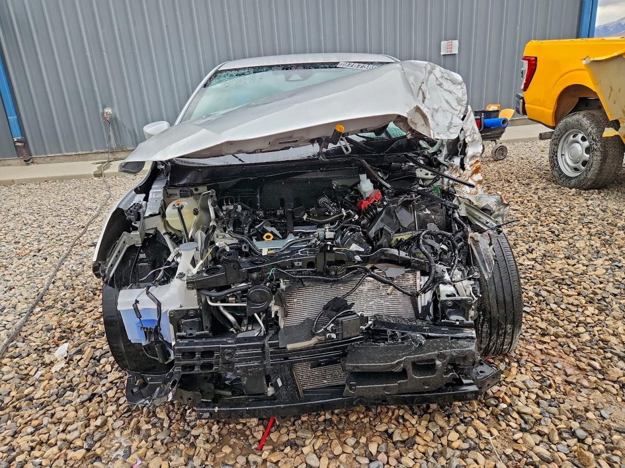 Nissan Versa Sv Image 9