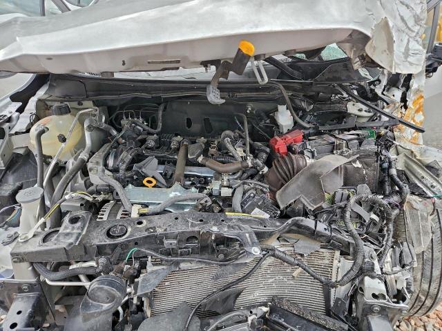 Nissan Versa Sv Image 11