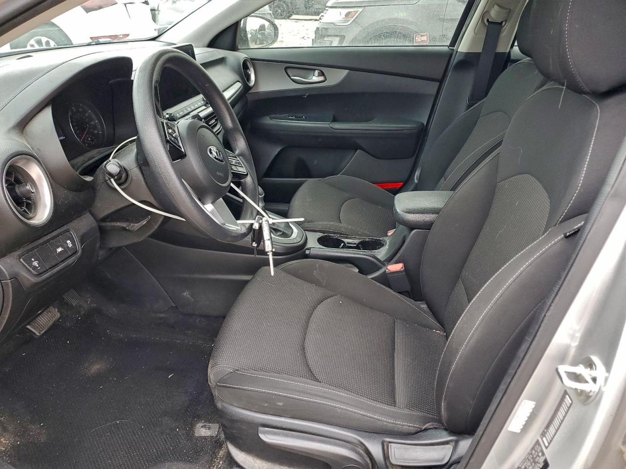 Kia Forte Fe Image 3