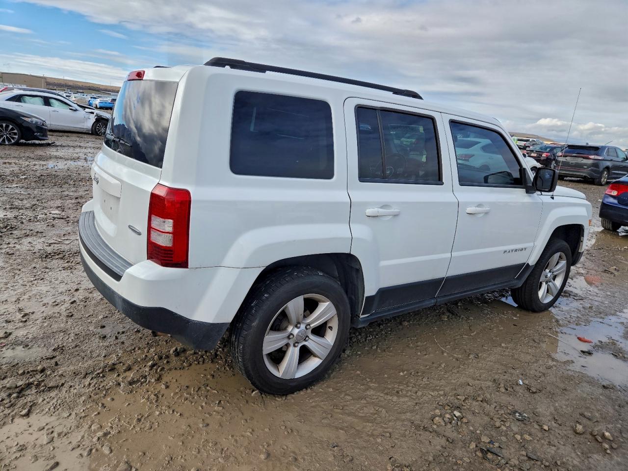 Jeep Patriot Latitude Image 5