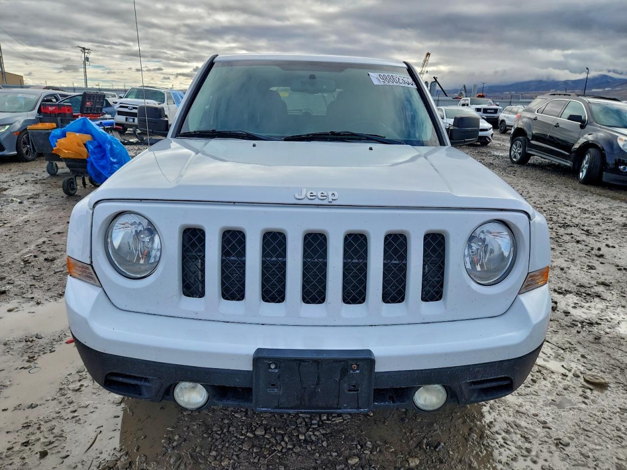 Jeep Patriot Latitude Image 10