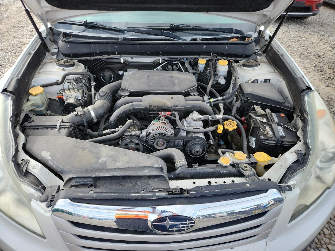 Subaru Legacy 2.5i Premium Image 13