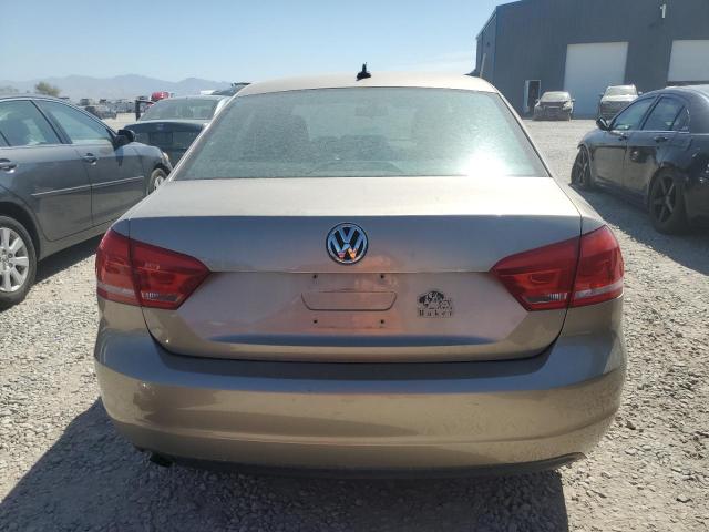 Volkswagen Passat S Image 7