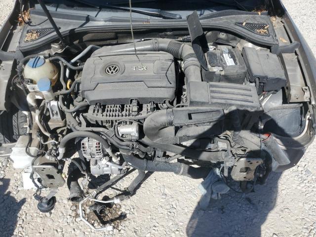 Volkswagen Passat S Image 12