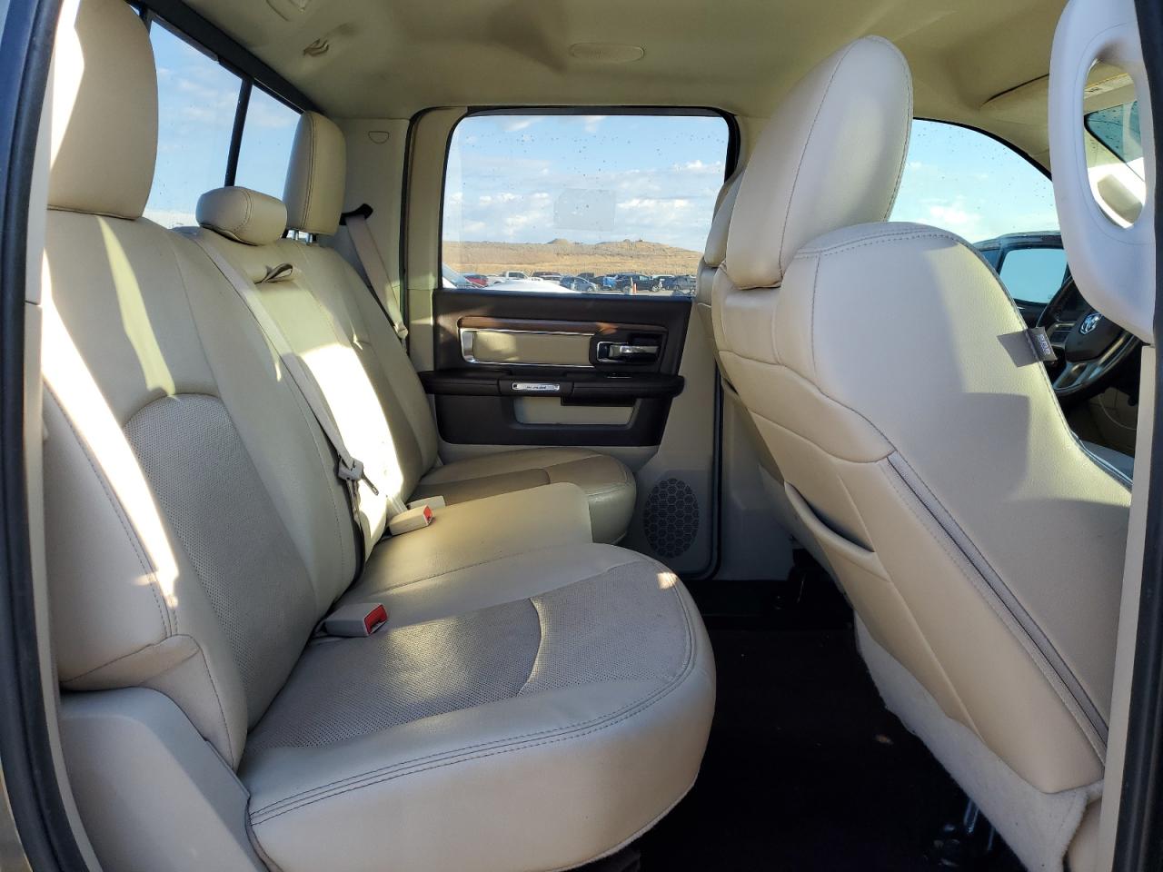 Ram 1500 Laramie Image 10