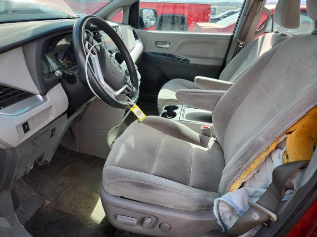 Toyota Sienna Le Image 9