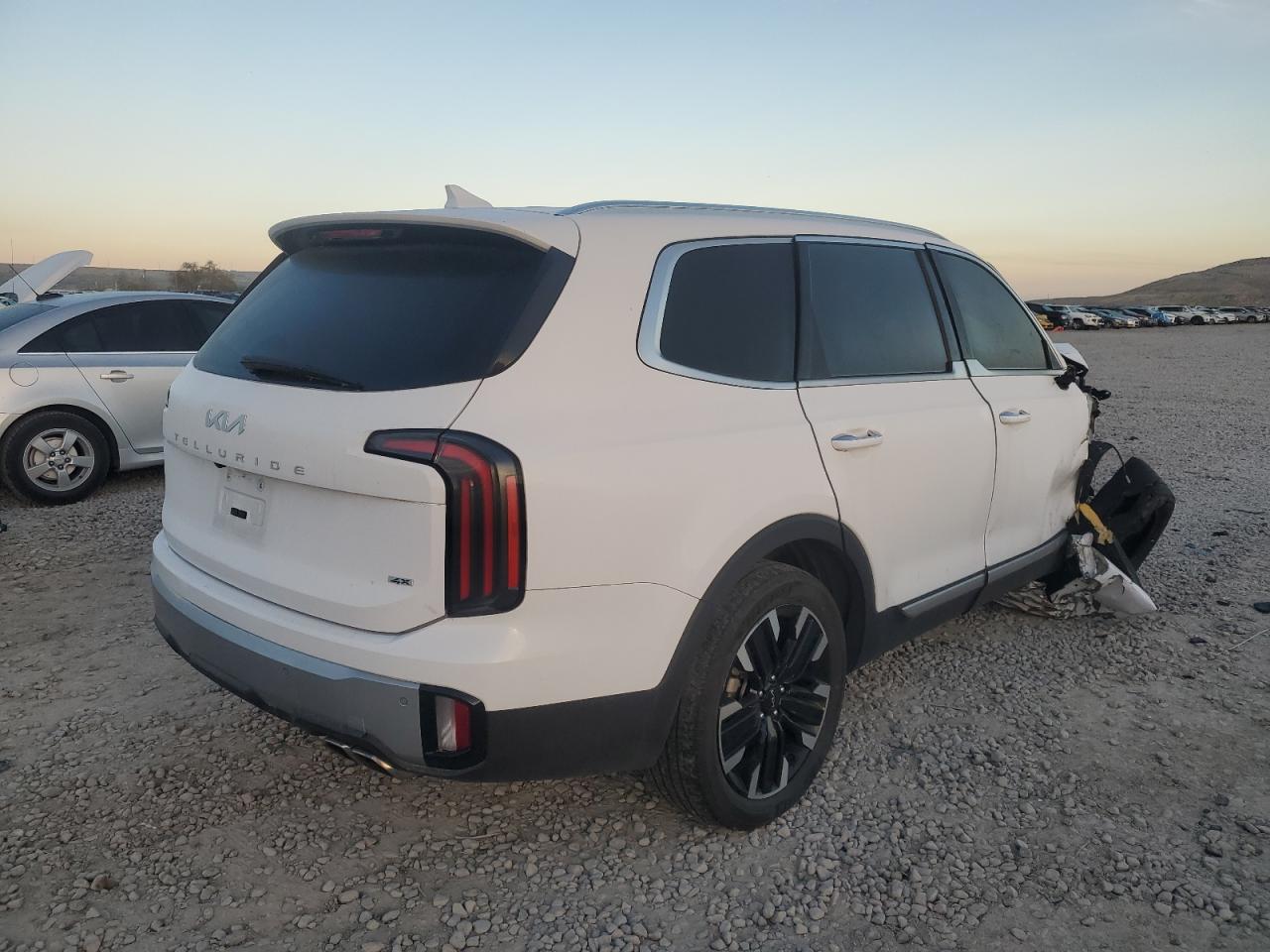 Kia Telluride Sx Image 3
